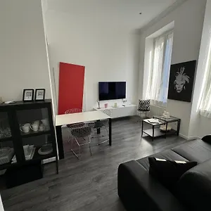  Appartamento Maisons Via Torino